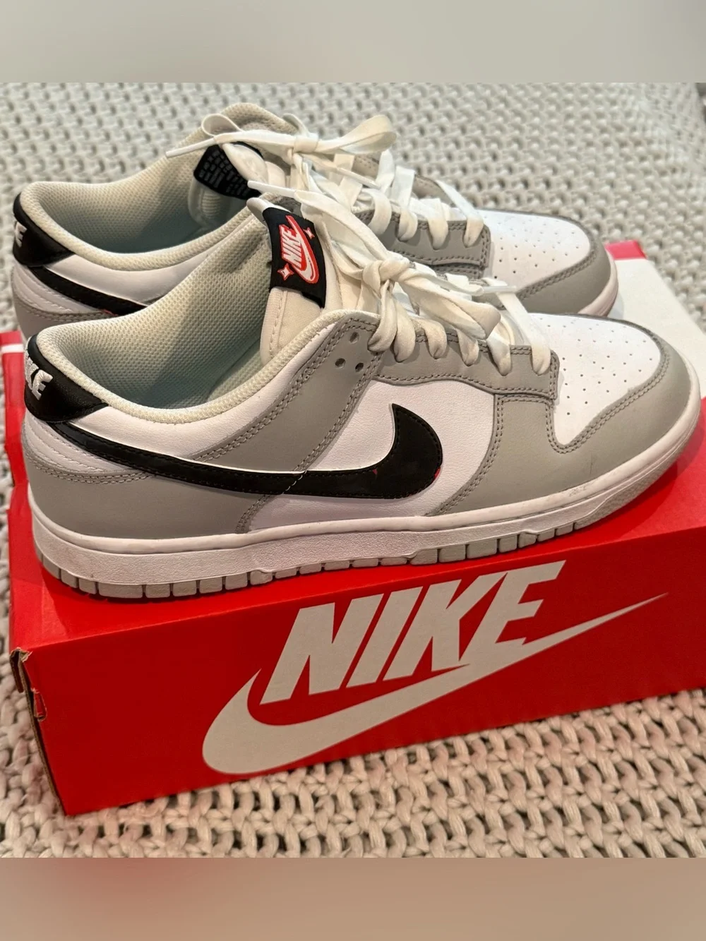 Nike clean low
